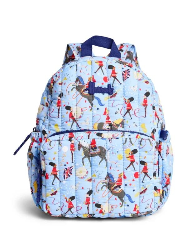 HDBC2612002-62 Harrods 粉藍色滿版皇家閱兵印花輕量尼龍後背包正面全貌