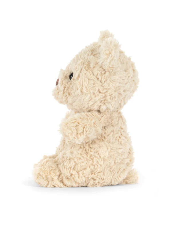JCDB2610009-81 Bartholomew Bear Junior (18cm)_3 Jellycat 巴塞洛繆小熊臉部特寫,精緻縫線打造無辜睡眼與溫暖微笑,新生兒安撫娃娃推薦