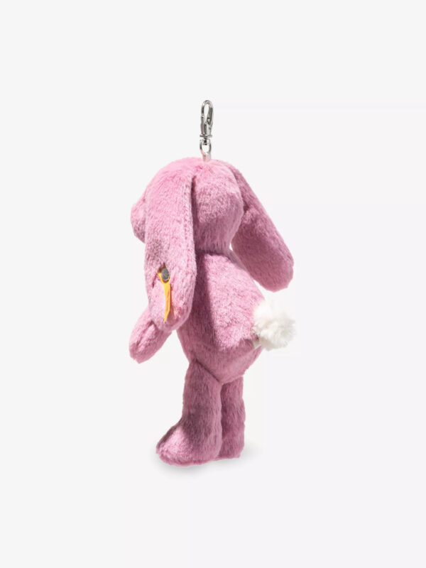 螢光粉紅 Steiff 跳跳兔絨毛娃娃 掛飾搭配示範