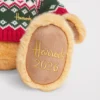 Harrods 2026聖誕小熊年度紀念絨毛娃娃近拍細節，展示安全親膚的再生聚酯纖維材質