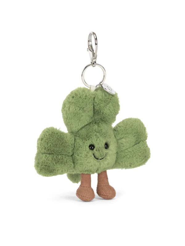英國正品 Jellycat 三葉草包包吊飾側面特寫 - 搭配高質感便利金屬夾扣與極致柔軟綠色絨毛